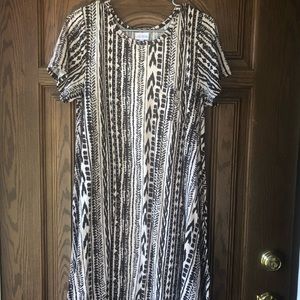 Lularoe Carly